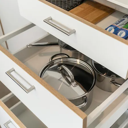 Modernes Hostel, In Shared Apartment, Wyba Living St. Gallen