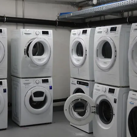 Modernes Hostel, In Shared Apartment, Wyba Living Séjour chez l'habitant *