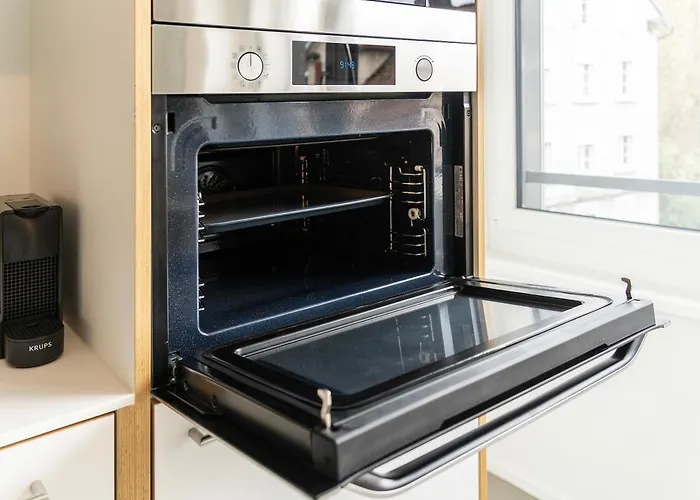 Homestay Modernes Hostel, In Shared Apartment, Wyba Living *