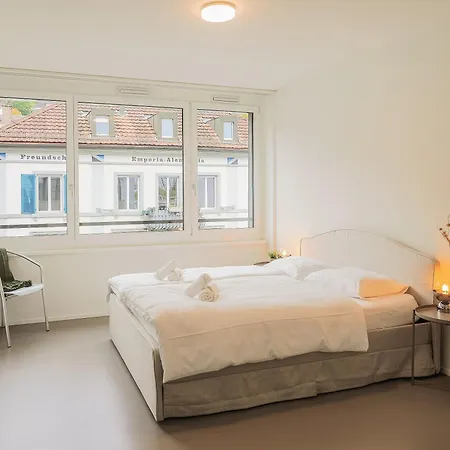 Modernes Hostel, In Shared Apartment, Wyba Living *